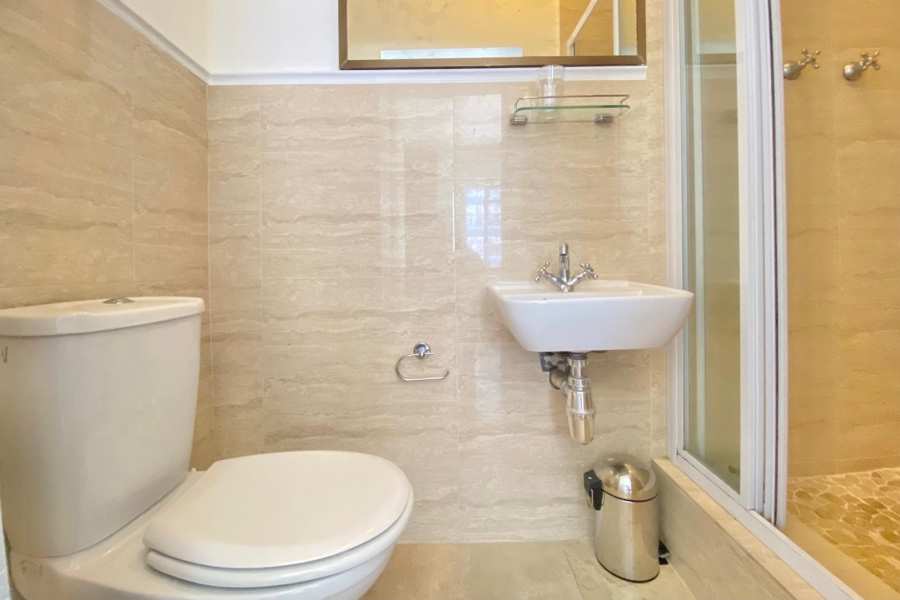 To Let 2 Bedroom Property for Rent in Three Anchor Bay Western Cape